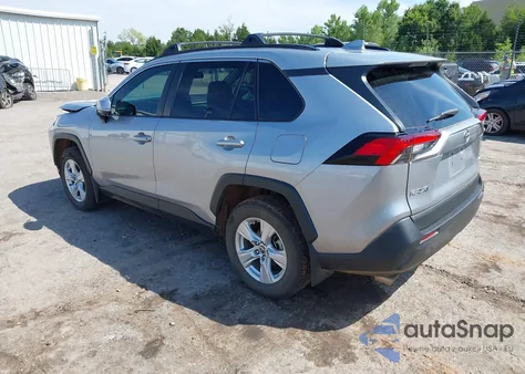 2021 Toyota Rav4 Xle from USA, damaged, VIN 2T3W1RFV4MC131658